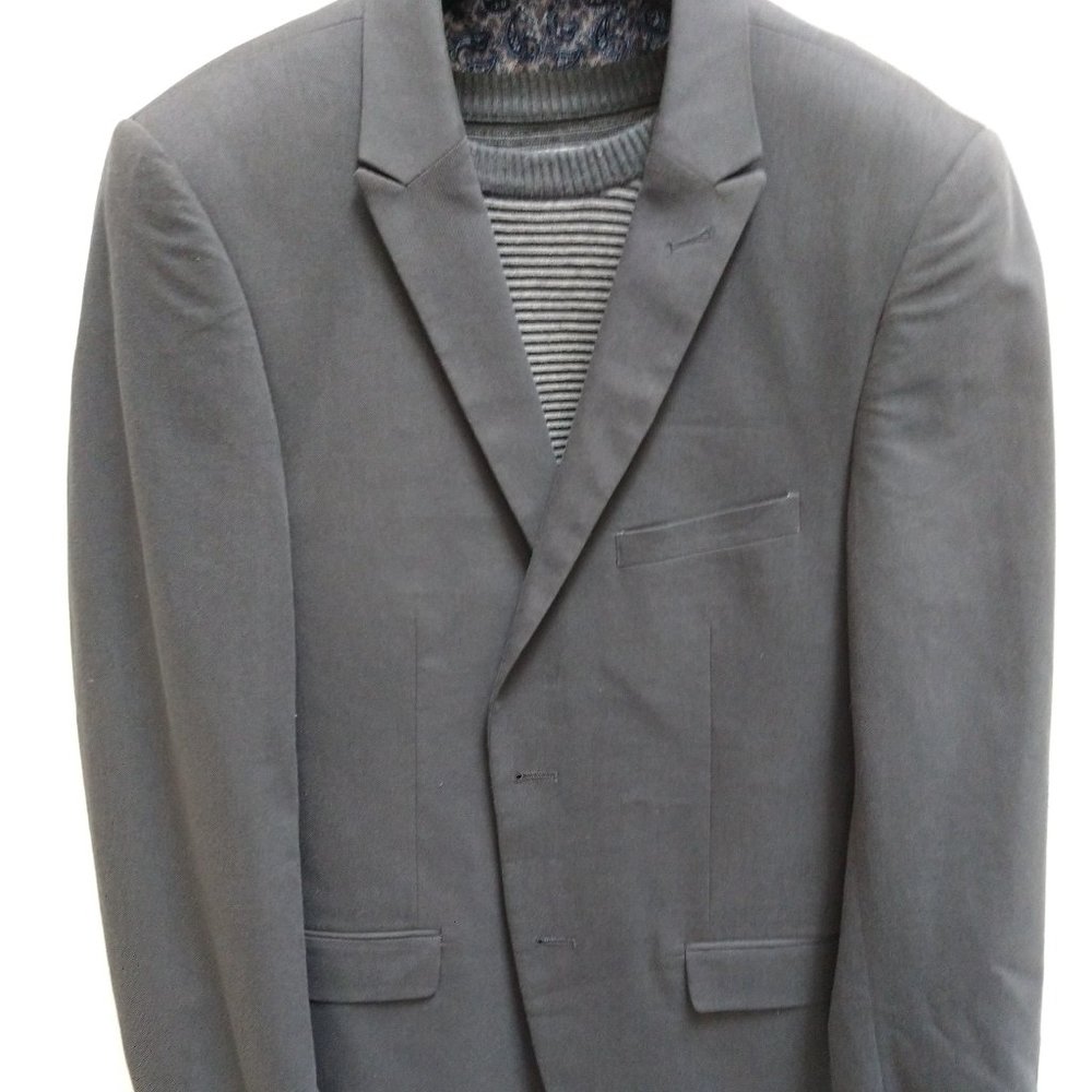 grey blazer by le chateau S40